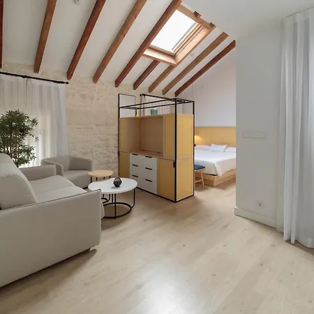 Serawa Ξενοδοχείο 4*