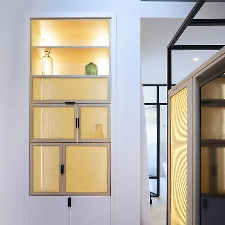 Serawa Ξενοδοχείο 4*